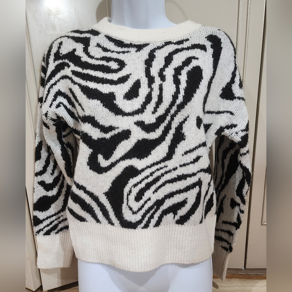 Industry Monochrome Zebra Pattern Sweater